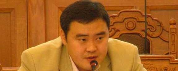 Л.Гантөмөр: Шударга сонгууль явуулж чадахгүй бол С.Батболд шондоо өлгөгдөх хэрэгтэй