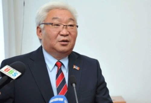 Э.Бат-Үүл: Авто замын хучилтын ажилд зургаан тэрбум төгрөг шаардлагатай