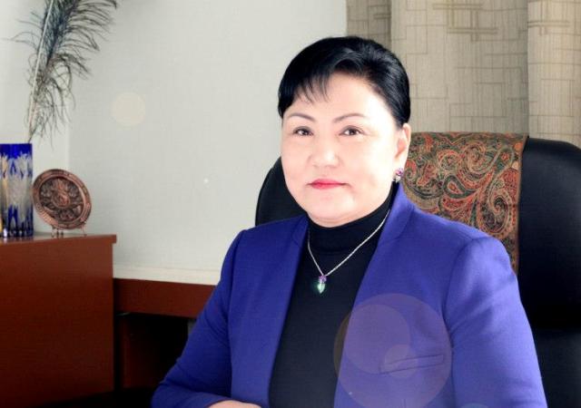 Д.Оюунхорол:Орон тоог бус цалин, тэтгэвэр нэмэх нь зөв