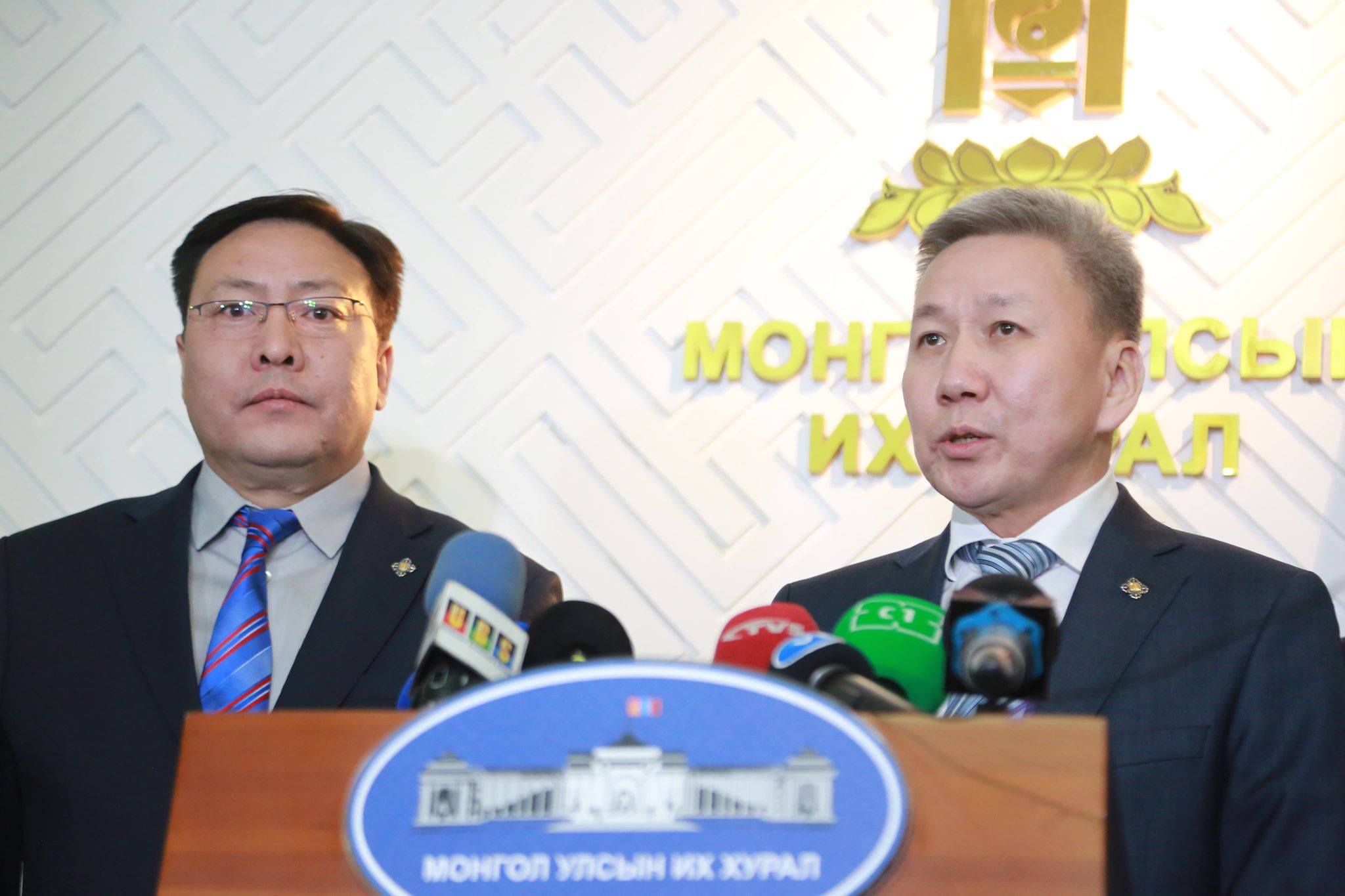 Иргэдийн нэг сая төгрөгтэй тэнцэх дүнтэй үнэт цаасыг мөнгөжүүлэх тухай төслийг өргөн барилаа