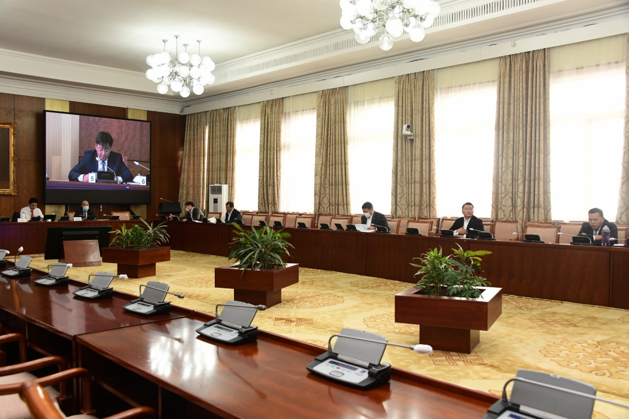ЭЗБХ: "Төрөөс мөнгөний бодлогын талаар 2022 онд баримтлах үндсэн чиглэл батлах тухай" УИХ-ын тогтоолын төслийг хэлэлцэхийг дэмжлээ