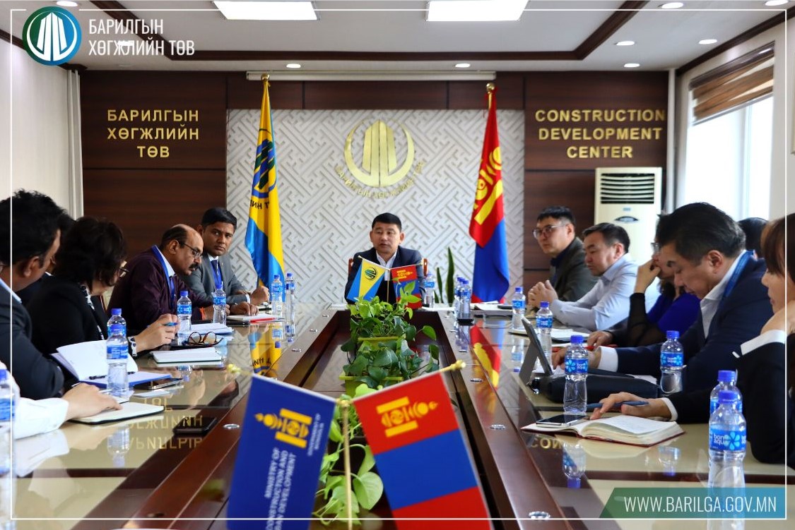 “Газрын тос боловсруулах үйлдвэр байгуулах” төслийг хэрэгжүүлэгч компаниудын төлөөлөлтэй уулзлаа