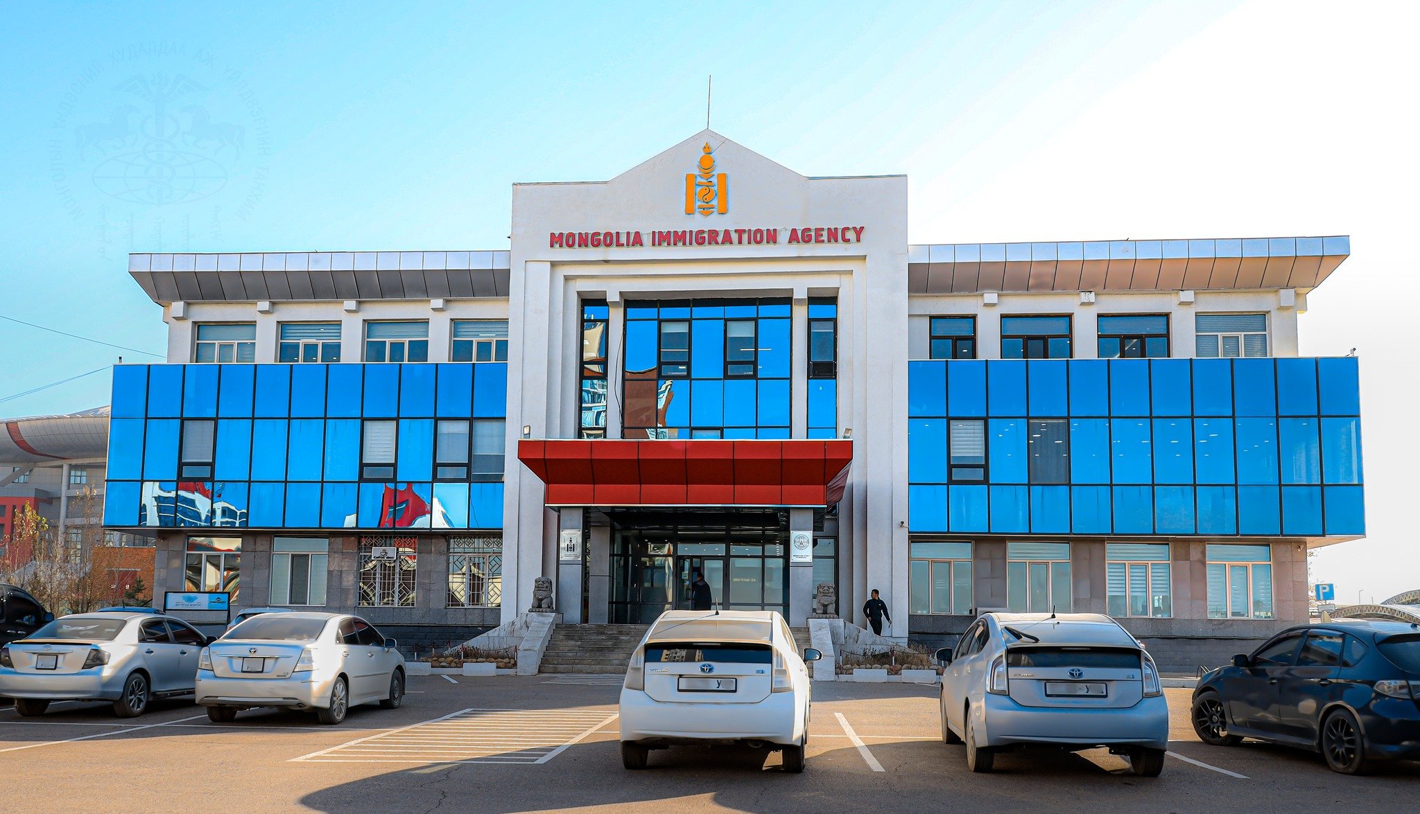 Гадаадын иргэн, харьяатын байгууллагын албан хаагчдыг төрийн тусгай албан хаагчийн ангилалд хамаарууллаа