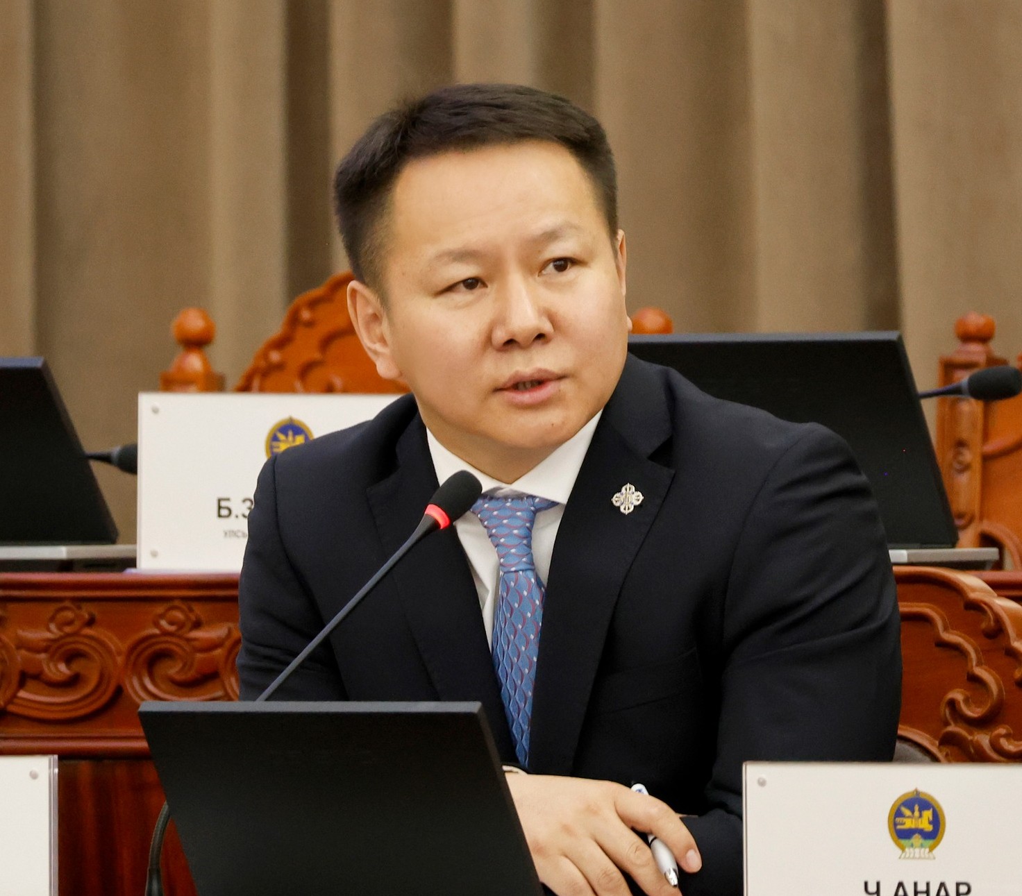 Н.Алтаншагай: Хөгжлийн банкийг улс төрийн нөлөөллөөс хол байлгаж, ОУ-ын жишгийн дагуу засаглалын менежмент дээр тулж ажиллах шаардлагатай
